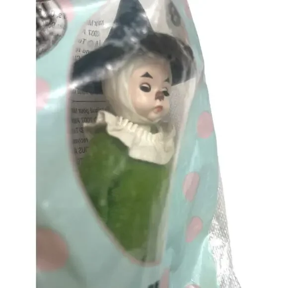 Madame Alexander Scarecrow Doll #8 | Wizard of Oz, 2007 McDonalds Happy Meal Toy - Picture 3 of 6